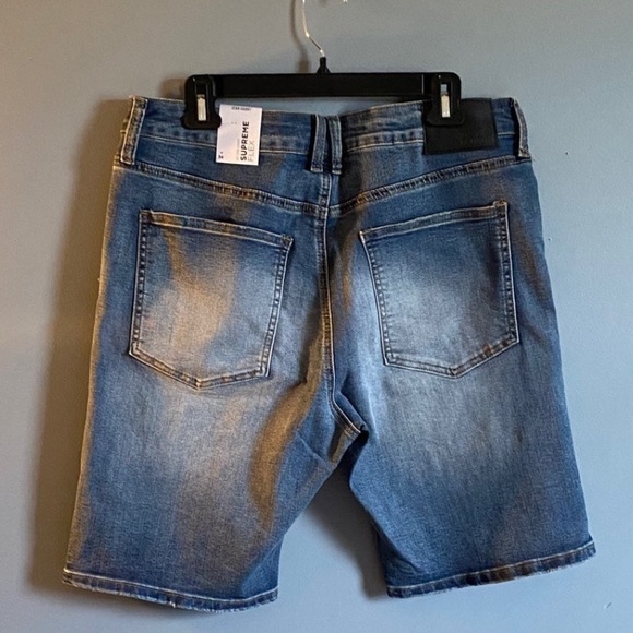 New Light Wash Faded Paint Rip Repair Size 34 Shorts - Picture 4 of 5